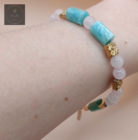 bransoletka-z-kamieni-naturalnych-kwarc-różowy-amazonit-zielony-i-hematyt-handmade-na-nadgarstku