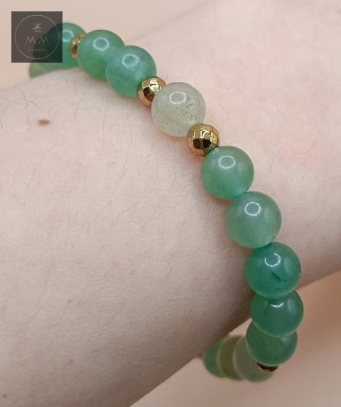 bransoletka-z-kamieni-naturalnych-awenturyn-zielony-i-hematyt-handmade-na-nadgarstku