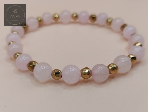 bransoletka-z-kamieni-naturalnych-kwarc-różowy-i-hematyt-handmade-zbliżenie