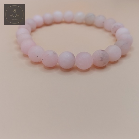 bransoletka-z-kamieni-naturalnych-kwarc-różowy-matowy-handmade-zbliżenie