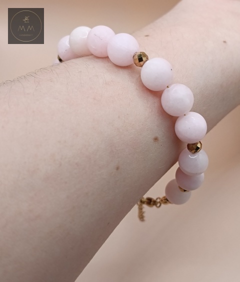 bransoletka-z-kamieni-naturalnych-kwarc-różowy-matowy-i-hematyt-handmade-na-nadgarstku