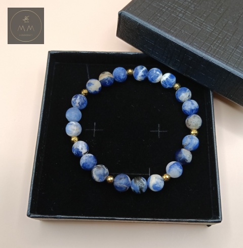 bransoletka-z-kamieni-naturalnych-sodalit-i-hematyt-handmade-w-ozdobnym-pudełku