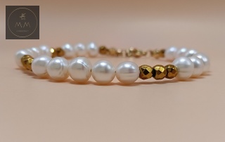 Elegancka bransoletka z pereł naturalnych i hematytu złotego - biżuteria handmade