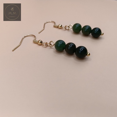 kolczyki-z-kamieni-naturalnych-agat-mszysty-handmade-zbliżenie-na-kamienie