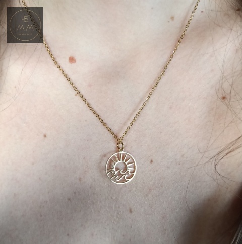 naszyjnik-zachód-słońca-stal-chirurgiczna-handmade-na-szyi