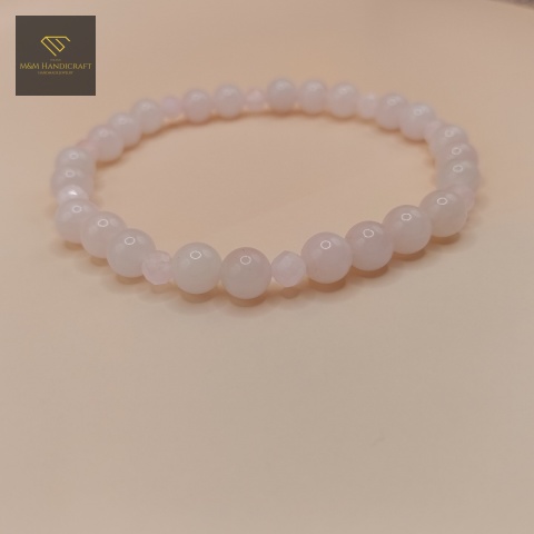 bransoletka-PUDROWA-MIŁOŚĆ-z-kamieni-naturalnych-kwarc-różowy-handmade-zbliżenie-na-kamienie