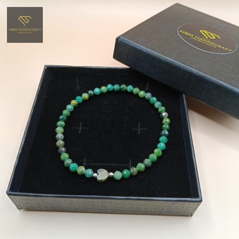 bransoletka-SERCE-AFRYKI-z-kamieni-naturalnych-jadeit-i-turkus-afrykański-handmade-w-ozdobnym-pudełku