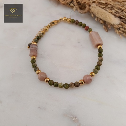 bransoletka-z-kamieni-naturalnych-rodonit-kwarc-unakit-handmade-zbliżenie