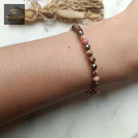 bransoletka-z-kamieni-naturalnych-agat-jaspis-piryt-handmade-na-nadgarstku