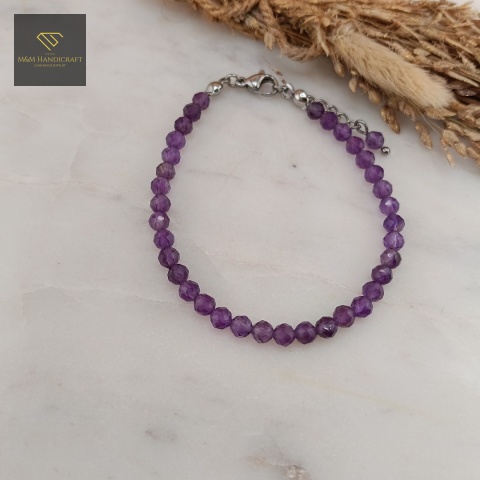 bransoletka-z-kamieni-naturalnych-ametyst-fasetowany-handmade-zbliżenie