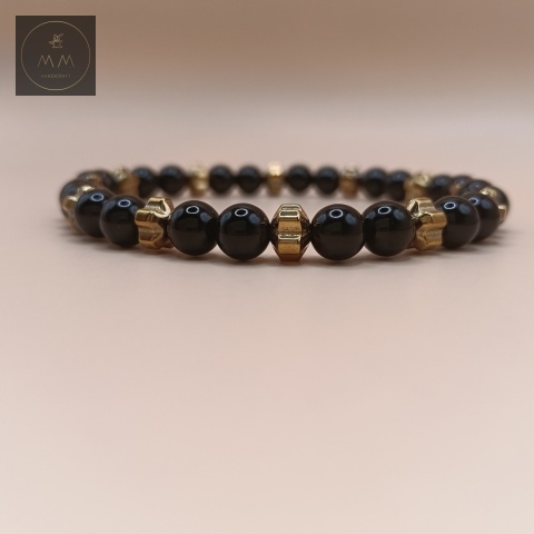 bransoletka-z-kamieni-naturalnych-onyks-i-hematyt-kwiatek-handmade-zbliżenie-na-kamienie