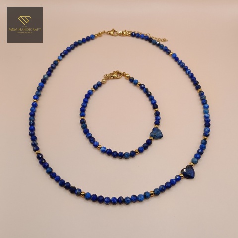 zestaw-biżuterii-z-kamieni-naturalnych-lapis-lazuli-handmade-zbliżenie