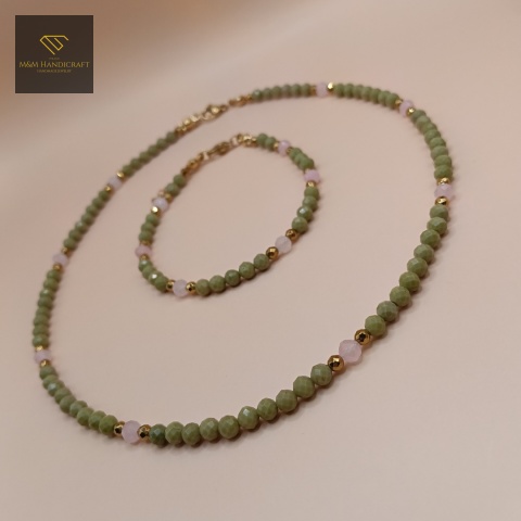 zestaw-biżuterii-z-kamieni-naturalnych-jaspis-matcha-kwarc-różowy-i-hematyt-handmade