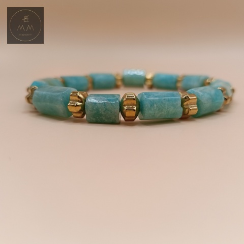 bransoletka-z-kamieni-naturalnych-amazonit-walec-i-hematyt-handmade-zbliżenie-na-kamienie