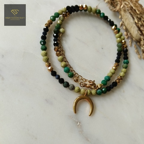 naszyjnik-z-kamieni-naturalnych-szafir-turmalin-jadeit-i-jaspis-handmade-zbliżenie