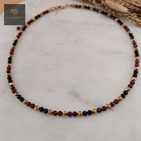 naszyjnik-dla-Barana-z-kamieni-naturalnych-granat-turmalin-hematyt-handmade
