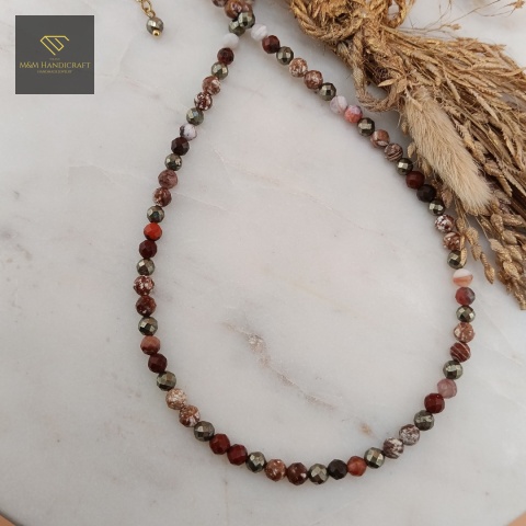 naszyjnik-z-kamieni-naturalnych-agat-jaspis-piryt-handmade-zbliżenie