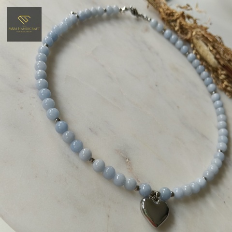 naszyjnik-z-kamieni-naturalnych-angelit-handmade-zbliżenie