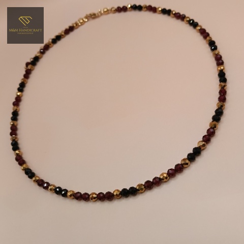 naszyjnik-dla-Barana-z-kamieni-naturalnych-granat-turmalin-hematyt-handmade