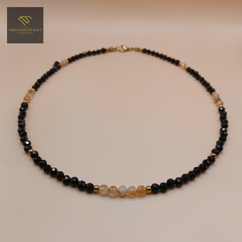 naszyjnik-z-kamieni-naturalnych-czarny-turmalin-i-cytryn-handmade-zbliżenie