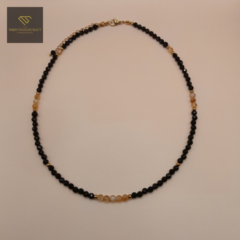 naszyjnik-z-kamieni-naturalnych-czarny-turmalin-i-cytryn-handmade-rzut-z-góry