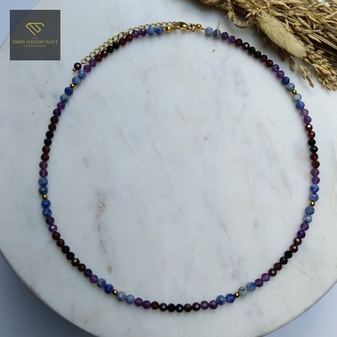 naszyjnik-z-kamieni-naturalnych-ametyst-dumortieryt-granat-turmalin-handmade-rzut-z-góry