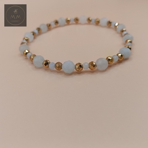 bransoletka-z-kamieni-naturalnych-akwamaryn-i-hematyt-handmade-zbliżenie