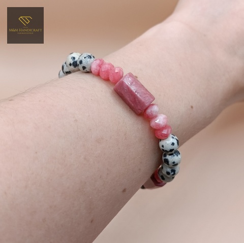 bransoletka-z-kamieni-naturalnych-rodonit-jadeit-jaspis-handmade-na-nadgarstku
