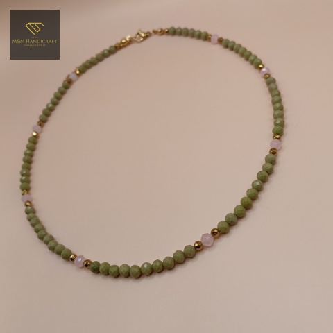 naszyjnik-z-kamieni-naturalnych-jaspis-matcha-kwarc-różowy-i-hematyt-handmade