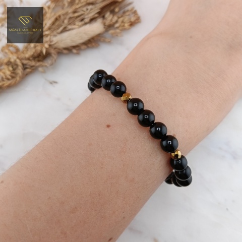 zestaw-biżuterii-z-kamieni-naturalnych-onyks-i-hematyt-handmade-bransoletka-na-nadgarstku