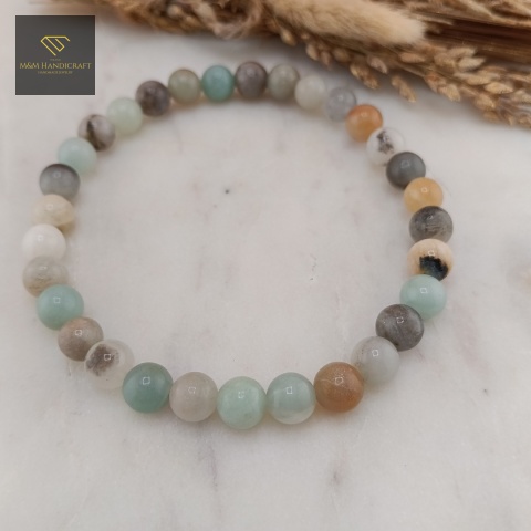 bransoletka-z-kamieni-naturalnych-amazonit-handmade-zbliżenie-na-kamienie