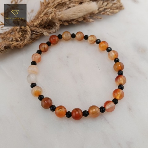 bransoletka-z-kamieni-naturalnych-karneol-i-czarny-turmalin-handmade-zbliżenie