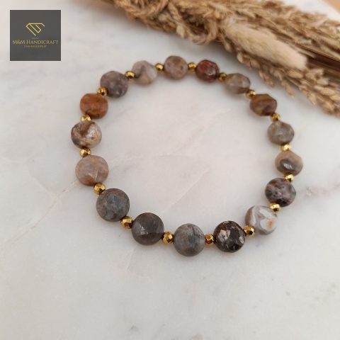 bransoletka-z-kamieni-naturalnych-jadeit-brązowy-i-hematyt-handmade-zbliżenie