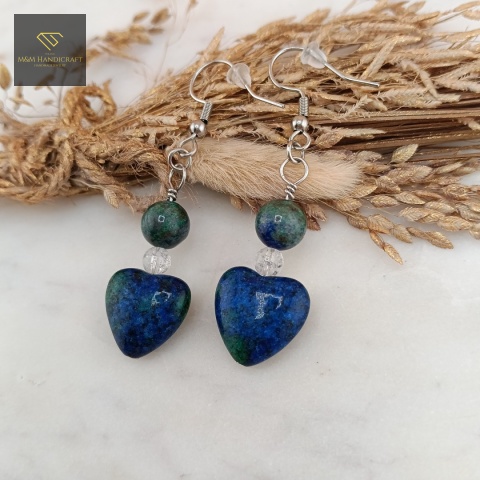 kolczyki-z-kamieni-naturalnych-azuryt-i-kryształ-górski-handmade-zbliżenie