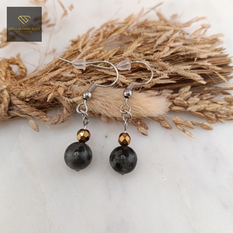 kolczyki-z-kamieni-naturalnych-hematyt-i-labradoryt-bigle-stal-chirurgiczna-handmade